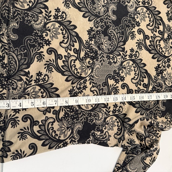 Kim Rogers Black and Tan Floral Bomber Jacket - Picture 6 of 6